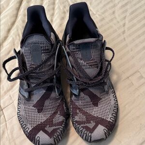 Adidas Ultraboost 20 Black and Gray Athletic Shoes Geometric Print Size 11.5